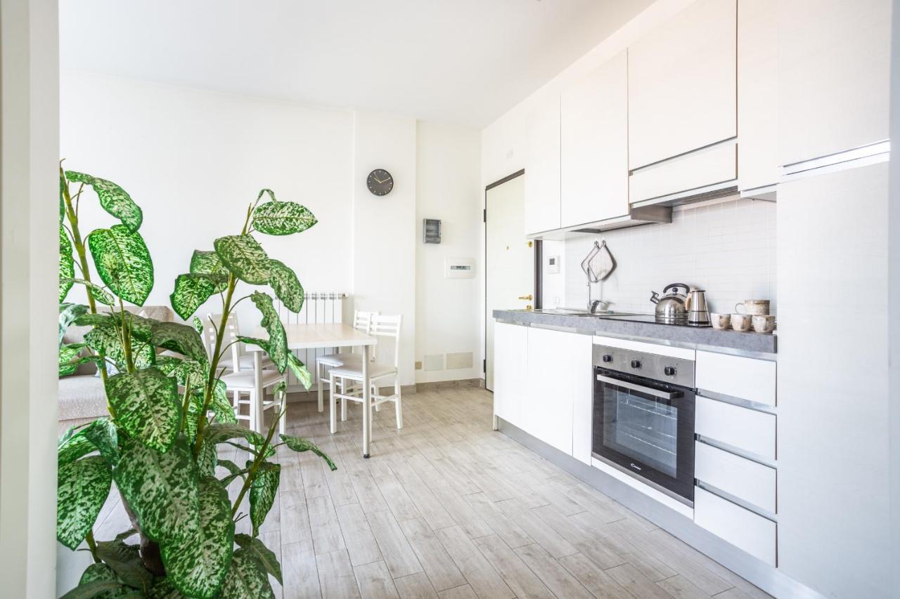 Urban Retreat -Private Parking+Terrace Apartment Rome Exterior photo